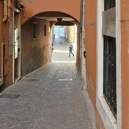 Apartamento La Piazzuola Salo' Exterior foto